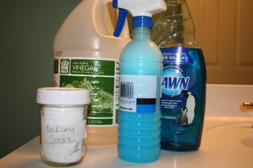 Three Cost Effective Ways to Clean Plastic